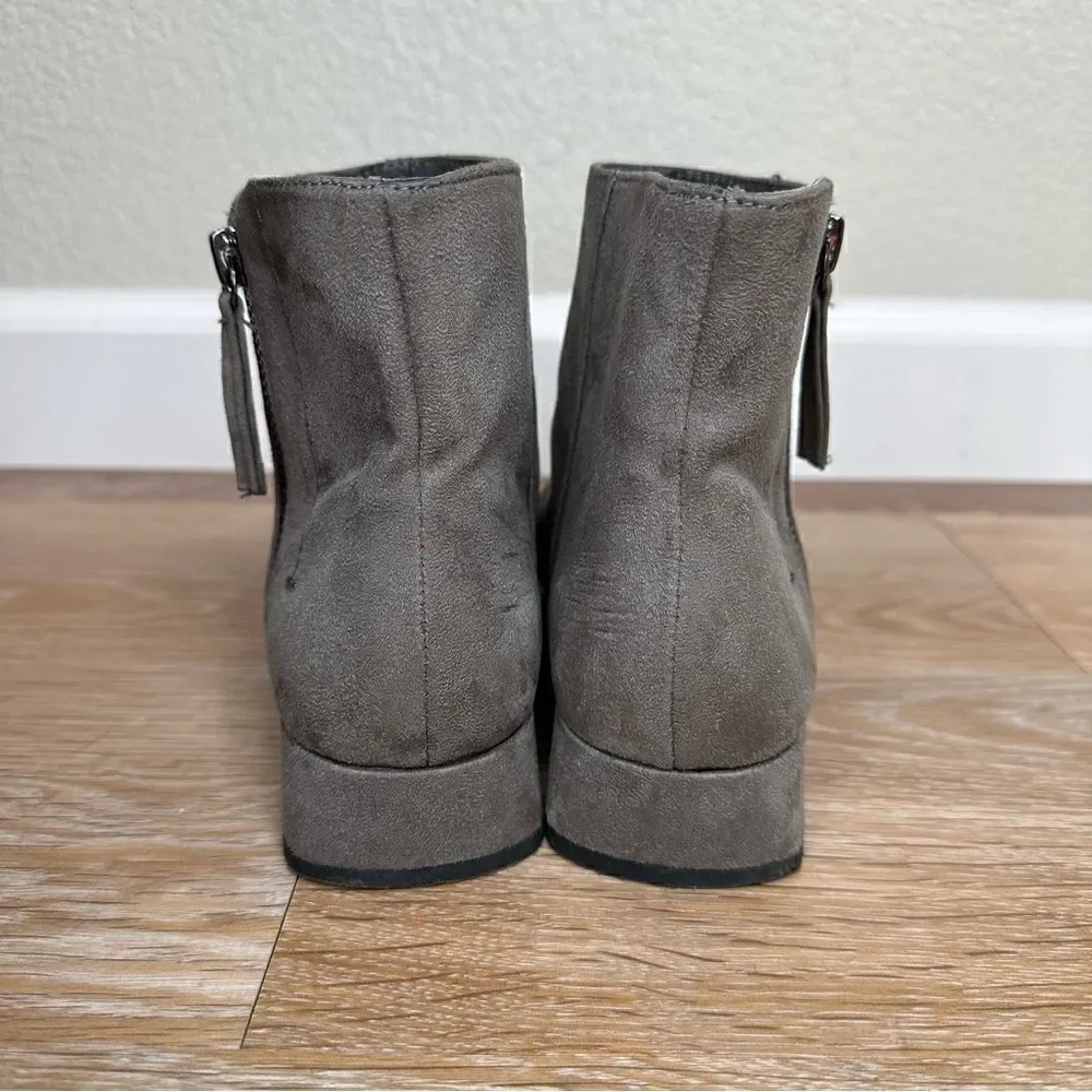 Zara Basic Collection Gray Suede Ankle Boots, Size 5